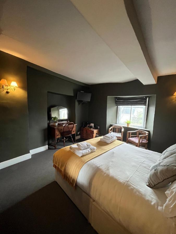 Hotel The Kings Arms Didmarton Zewnętrze zdjęcie