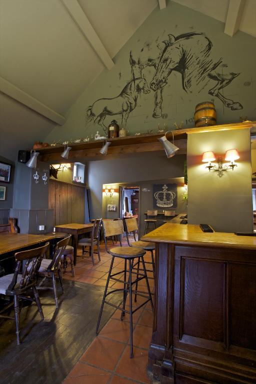 Hotel The Kings Arms Didmarton Zewnętrze zdjęcie