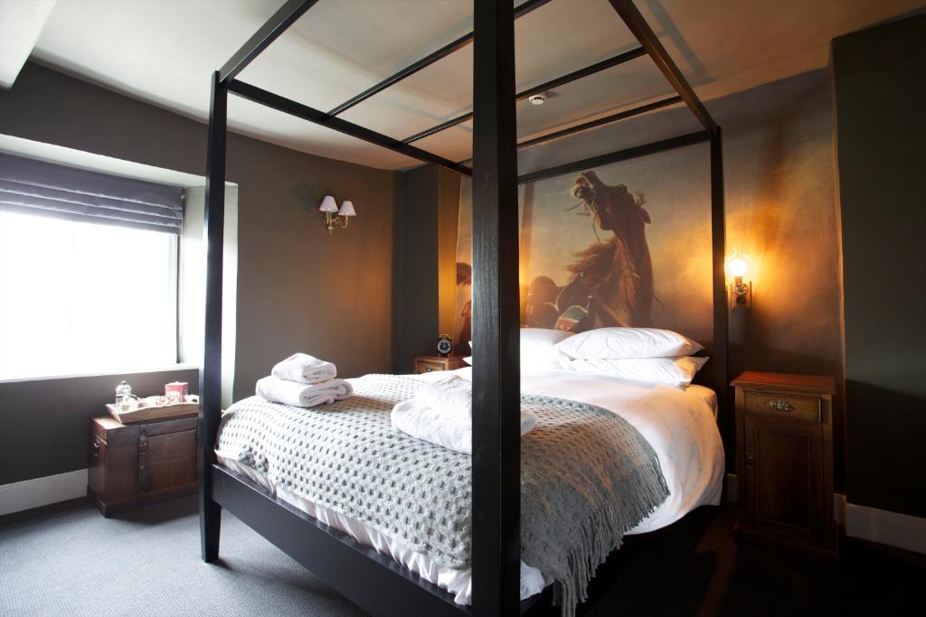 Hotel The Kings Arms Didmarton Zewnętrze zdjęcie