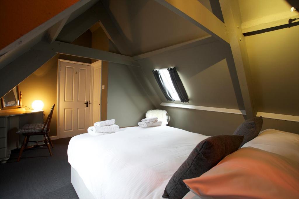 Hotel The Kings Arms Didmarton Pokój zdjęcie